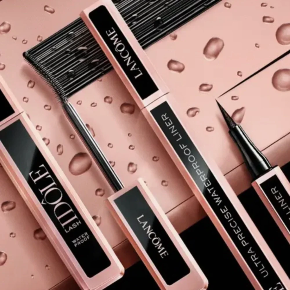 Ultra Precise Waterproof Eyeliner - VINYL Ultra 01 Glossy Black